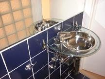 stainless steel sinks, Kitchen Sinks, Modern Bathrooms,  Contemporary Bathrooms, Designer Bathrooms, En Suite Italian Bathrooms, Italian Bathroom, Italian Bathroom Furniture, Glass Vessel Sinks, www.giant.co.uk, lavabo bathroom company,  Period Bathrooms, Bath Sinks, Above Counter Sinks, lavabo bathroom company, www.giant.co.uk,  Bathroom Washbasins,  Modern Bathrooms,  Contemporary Bathrooms, Italian Bathrooms