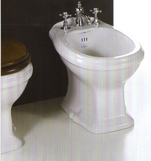 Simas Arcade Traditional Bathroom Toilets