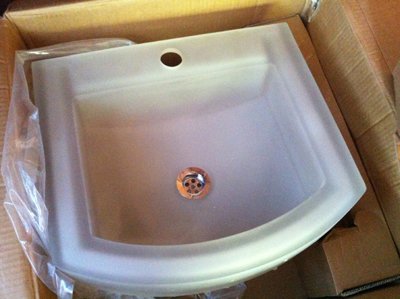 Regia 7700 Bathroom Sink