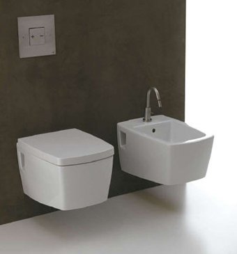 Axa X-Tre Bathroom Toilets